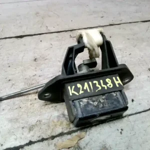 Szuper akció OPEL VECTRA A 88-96 Csomagtérajtó dugózár 5 ajtós bontott alkatrész