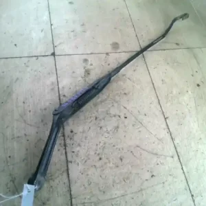 Azonnal elérhető OPEL VECTRA B 96-99 Ablaktörlő kar bal első bontott alkatrész