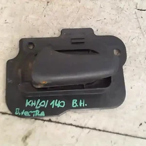 Vedd meg online OPEL VECTRA B 96-99 Bal hátsó belső kilincs bontott alkatrész