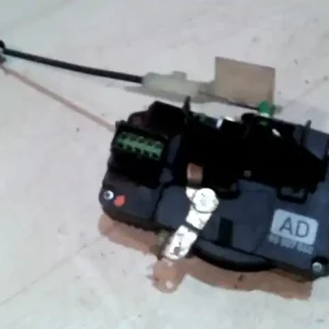 Vedd meg most OPEL VECTRA B 96-99 Jobb első ajtó zárszerkezet központizáras elektromosbontott alkatrész