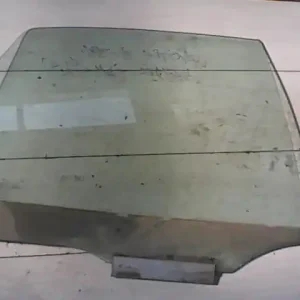Árengedmény OPEL VECTRA B 96-99 Jobb hátsó ajtóüveg bontott alkatrész