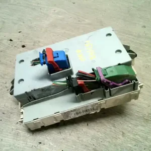 Outlet FIAT STILO 01.09-06.12 Biztosítéktábla bcm bsi bsm sam gem modul1.2 b bontott alkatrész