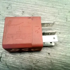 Újdonság FIAT STILO 01.09-06.12 Relé bontott alkatrész