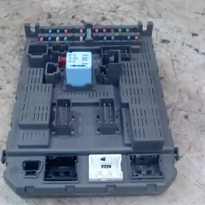 Kedvezményes ár FIAT ULYSSE 02.07- Biztosítéktábla bcm bsi bsm sam gem modul utastér bontott alkatrész