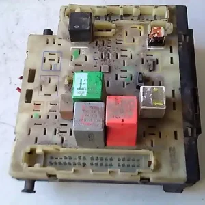 Biztonságos vásárlás FORD ESCORT 90-95 Biztosítéktábla bcm bsi bsm sam gem modulbontott alkatrész