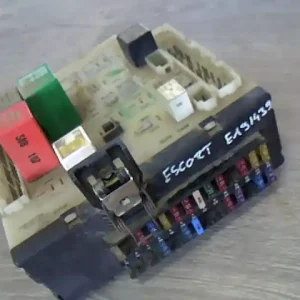 Biztonságos fizetés FORD ESCORT 90-95 Biztosítéktábla bcm bsi bsm sam gem modulbontott alkatrész