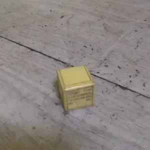 Expressz szállítás FORD ESCORT 95- Relé 1.6 i bontott alkatrész