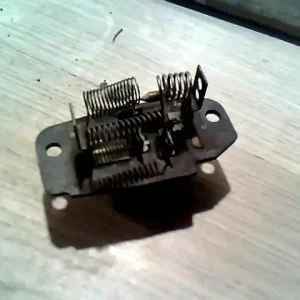 Szezonális akció FORD EXPLORER 1995-2001 Fűtőmotor előtét ellenállás3.0ibontott alkatrész