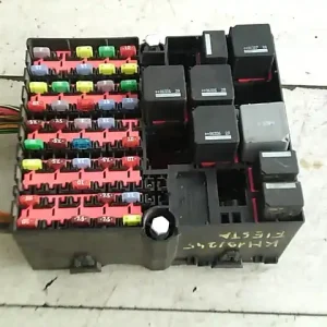 Vásárlói kedvenc FORD FIESTA 05-08 Biztosítéktábla bcm bsi bsm sam gem modul1.3ibontott alkatrész