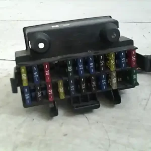 Vedd meg most FORD FIESTA 99.09-02.04 Biztosítéktábla bcm bsi bsm sam gem modulbontott alkatrész