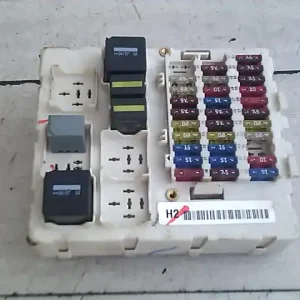 Alacsony ár FORD FOCUS 98-04 Biztosítéktábla bcm bsi bsm sam gem modul utastér 1.6ibontott alkatrész