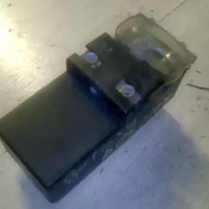 Bestseller FORD GALAXY 95.08-00.09 Hűtőventilátor relé bontott alkatrész