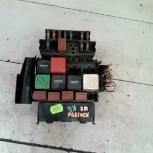 Expressz szállítás FORD KA 96-09 Biztosítéktábla bcm bsi bsm sam gem modul utastér 1.3i bontott alkatrész