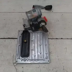 Expressz szállítás FORD KA 96-09 Motorvezérlő egység ecu pcm modul bontott alkatrész