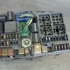 Ajánlat FORD MONDEO 01-07 Biztosítéktábla bcm bsi bsm sam gem modul2.0dbontott alkatrész