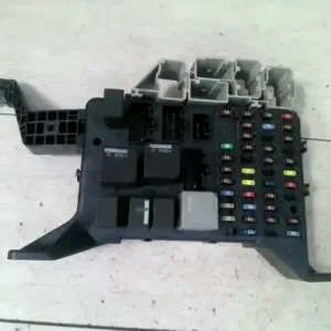 Vásárlói kedvenc FORD MONDEO 01-07 Biztosítéktábla bcm bsi bsm sam gem modul utastér 2.0tdci bontott alkatrész