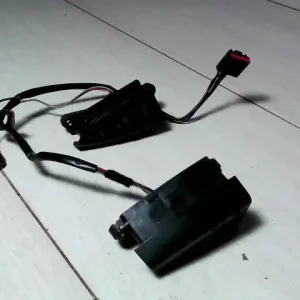 Azonnal elérhető FORD MONDEO 01-07 Multikormány vezérlő bontott alkatrész