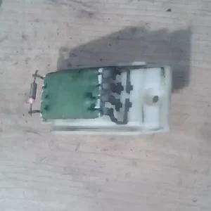 Újdonság FORD MONDEO 96-00 Fűtőmotor előtét ellenállás2.0i bontott alkatrész