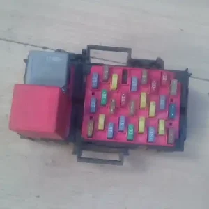 Biztonságos fizetés FORD TRANSIT 99-06 Biztosítéktábla bcm bsi bsm sam gem modul2.0tdci bontott alkatrész