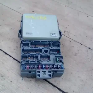 HONDA ACCORD 96-99 Biztosítéktábla bcm bsi bsm sam gem modul utastér bontott alkatrész Olcsó