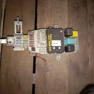 Nézd meg most HONDA ACCORD 93-96 Biztosítéktábla bcm bsi bsm sam gem modulbontott alkatrész