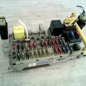 HONDA CIVIC 99- Biztosítéktábla bcm bsi bsm sam gem modul2.0td bontott alkatrész Ajánlat