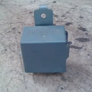 HONDA HR-V 1999.01-2006.01 üzemanyag szivattyú relé 1,6i bontott alkatrész Kedvezményes ár