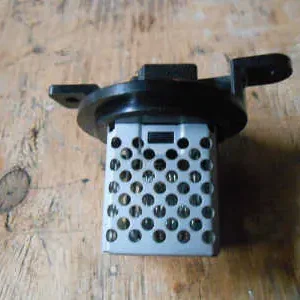 HONDA JAZZ 02.01-08.09 Fűtőmotor előtét ellenállásbontott alkatrész Olcsóbb