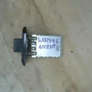 Szuper ajánlat HYUNDAI ACCENT 00-03 Fűtőmotor előtét ellenállásbontott alkatrész