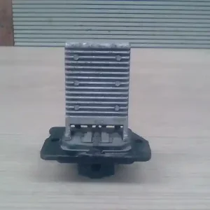 HYUNDAI ACCENT 03-06 Fűtőmotor előtét ellenállásbontott alkatrész Ne maradj le