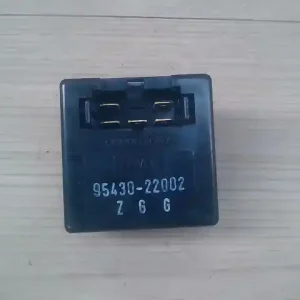 HYUNDAI ACCENT 03-06 Relé bontott alkatrész Legjobb ár