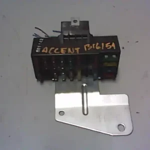 HYUNDAI ACCENT 94-97 Biztosítéktábla bcm bsi bsm sam gem modulbontott alkatrész Azonnali szállítás