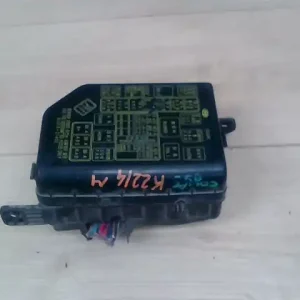 HYUNDAI COUPE 97- Biztosítéktábla bcm bsi bsm sam gem modul motortér 2.0i bontott alkatrész Ne maradj le