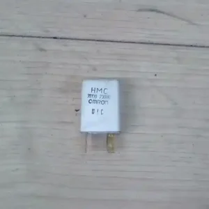 Árengedmény HYUNDAI COUPE 97- Relé 2.0i bontott alkatrész