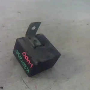 Árengedmény HYUNDAI H100 Relé bontott alkatrész