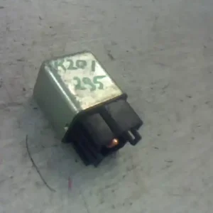 HYUNDAI H100 Relé bontott alkatrész Biztonságos fizetés