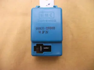 HYUNDAI LANTRA 96- Relé bontott alkatrész Árcsökkenés