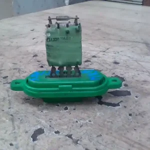 Kedvezményes ár IVECO Daily 2000-2006 35C13 Fűtőmotor előtét ellenállásbontott alkatrész