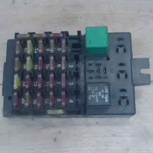 IVECO Eurocargo ML120E28 Biztosítéktábla bcm bsi bsm sam gem modul5.9d bontott alkatrész Expressz szállítás