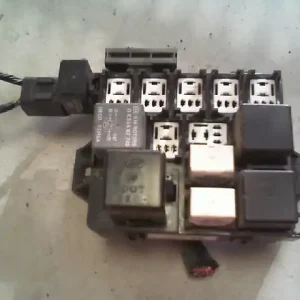 KIA CARENS 01-06 Relé bontott alkatrész Vedd meg online