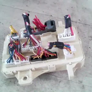 Olcsóbb KIA CEED 2006.10-2009.07 Biztosítéktábla bcm bsi bsm sam gem modulbontott alkatrész