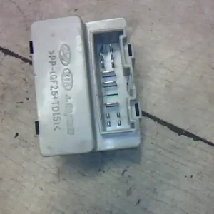 KIA K2500 Relé 2.5tdi bontott alkatrész Szuper akció