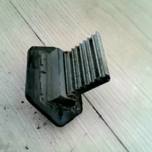 Utolsó esély KIA K2700 Fűtőmotor előtét ellenállás2,7d bontott alkatrész