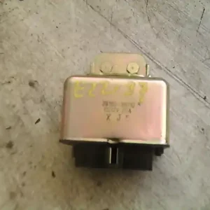 Szuper ajánlat KIA MAGENTIS üzemanyag szivattyú relé bontott alkatrész