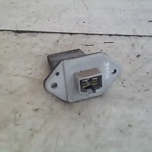 KIA PREGIO Fűtőmotor előtét ellenállás bontott alkatrész Biztonságos fizetés