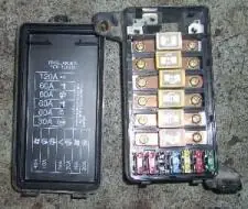 LANDROVER FREELANDER 98- Biztosítéktábla bcm bsi bsm sam gem modulbontott alkatrész Kihagyhatatlan ajánlat