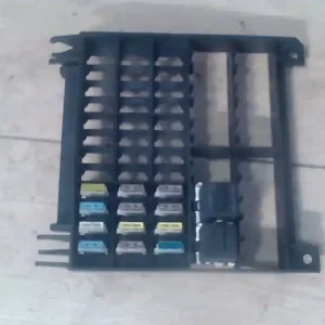 Azonnal elérhető MAN TGL12.210 4X2BL Biztosítéktábla bcm bsi bsm sam gem modul4.6d bontott alkatrész