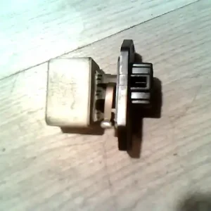 MAZDA 121 90.12.01-96.02.28 Fűtőmotor előtét ellenállás1.3 ibontott alkatrész Árcsökkenés