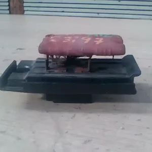 MAZDA 121 96- Fűtőmotor előtét ellenállás1.3i bontott alkatrész Akciós ár