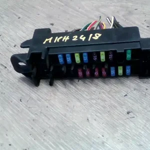 MAZDA 2 03.04-07.11 Biztosítéktábla bcm bsi bsm sam gem modul1.3 benzines bontott alkatrész Exkluzív ajánlat